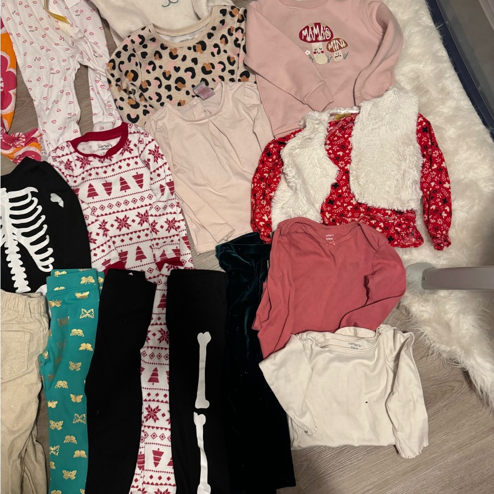 Assorted Baby Clothing Set -Size 24 Months & 2T - Picture 5 of 8